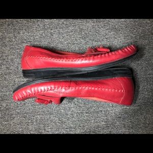 DR. SCHOLL’S Red Leather Slide-Ons.